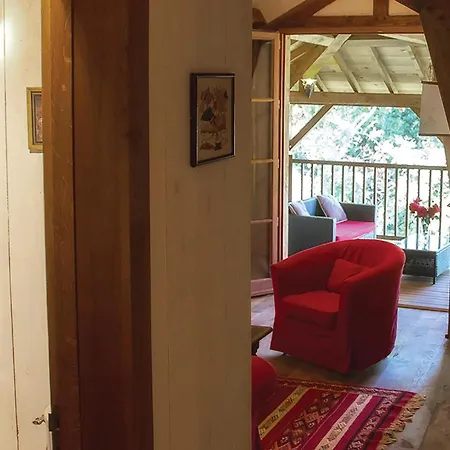 Nyaraló Awesome In Masseube With Sauna *