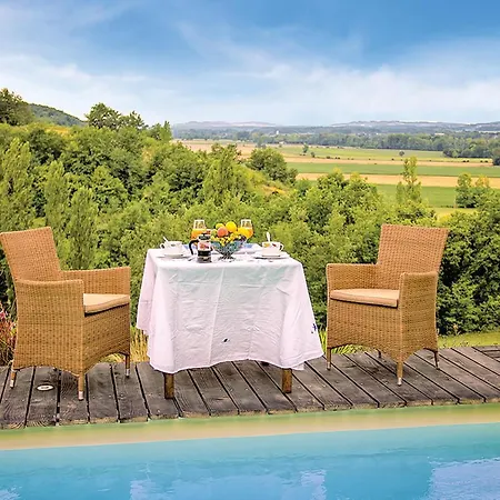 Nyaraló Awesome In Masseube With Sauna